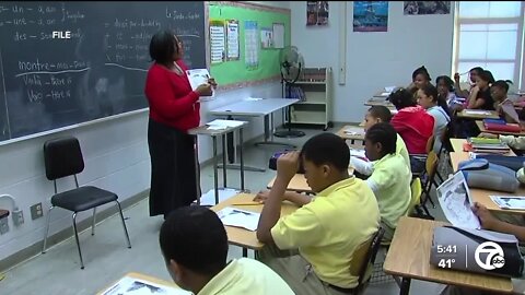 Bill to allow teacher to strike passes