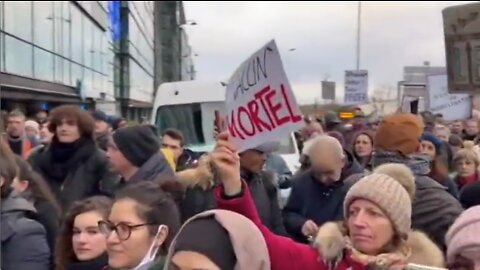 Outraged People Surround Pfizer Headquarters In Paris