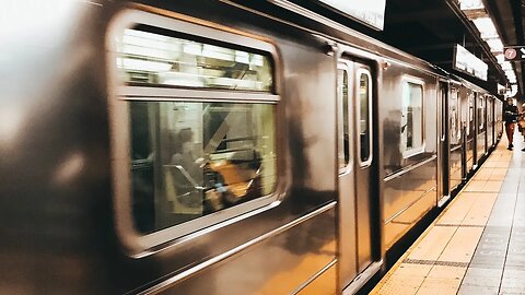 New York City Live: Riding the Subway J Train through Brooklyn 🚇