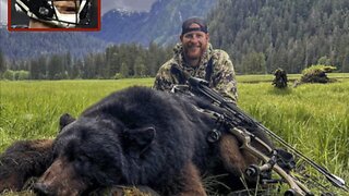 Former eagles QB Carson wentz takes photo with dead bear and gets backlash