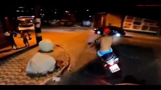 (05) Momentos Impressionantes Fulgas Policiais - Impressive moments of police escapes - Léo Sócrates