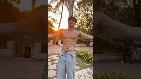 Beautiful sunset #youtubeshorts #ytshorts #posing #shorts