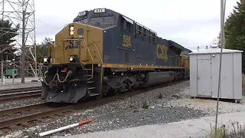 CSX Manifest Mixed Freight Train Fostoria, Ohio September 24, 2022