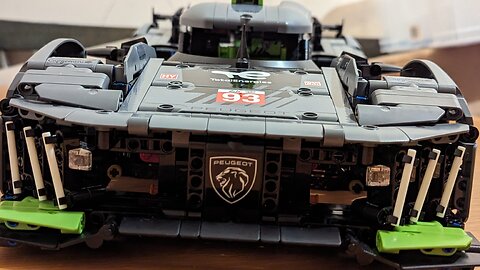 Lego Technic 42156 Peugeot 9x8 Hybrid Hypercar - Build & Review