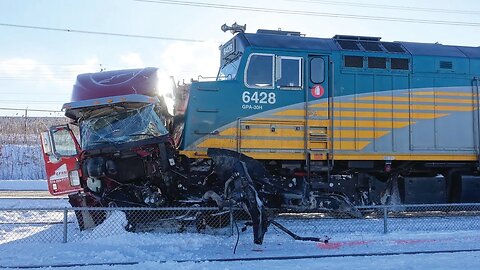 Extreme Train Crash Compilation! SCARIEST TRAIN Smashed Car Dash cam Videos EVER UPLOADED