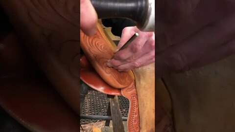 Leather Stamping Short Video ⭐ Bruce Cheaney Leathercraft