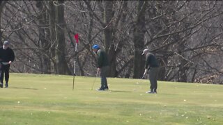 Milwaukee County golf courses open for the season