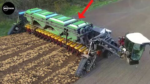 These Agricultural Machiery will CHANGE Farming Forver ! ( Nexat Combine Harvester)