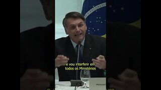 Bolsonaro trai promessa de campanha pra salvar seu filho #shorts