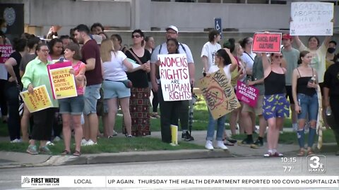 Rallys held both in favor and opposed to Supreme Court decision in Omaha and Lincoln