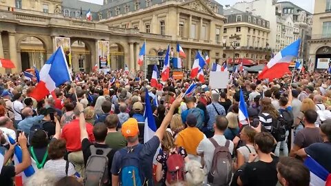 La manifestation qui n’a pas eu lieu selon la chaine LCI - Le 03 Septembre 2022 à Paris - Vidéo 13
