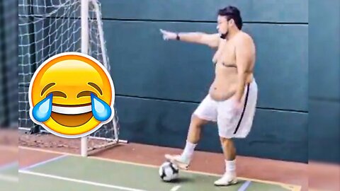 BEST SOCCER FOOTBALL VINES & TIKTOK'S 🤣 FAILS, SKILLS, GOALS