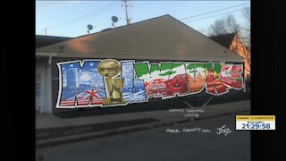 Artist creates murals that celebrates Milwaukee sports