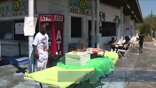 Atwater BBQ gives away free pizza and books