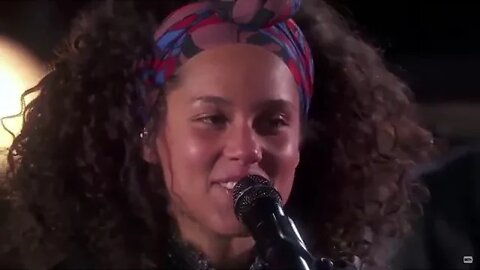 Alicia Keys feat John Mayer - If I aint got you / Gravity (Live Times Square)