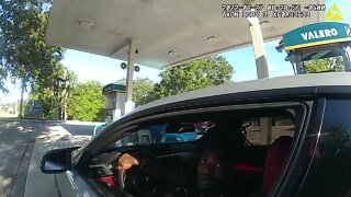 Body cam: Man drags police officer during traffic stop in Port St. Lucie: ‘I’m scared of cops’