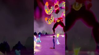 Pokémon Sword - Gigantamax Machamp Used Thunder Punch!