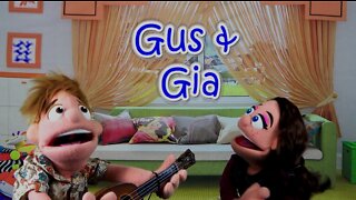 Helping A Neighbor - Gus and Gia Puppet Show (Ep 2)