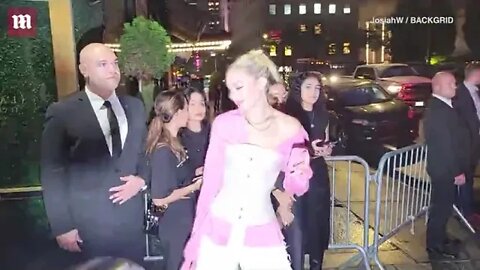 Video: Gigi Hadid looks stylish as she arrives to L'Avenue at Saks