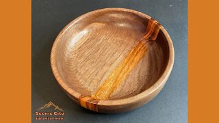 Wood turning: Walnut and Tigerwood bowl