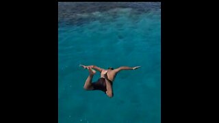 Sea Incredible jump