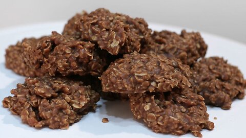 You Gotta Try These No-Bake Chocolate Oatmeal Cookies!