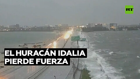 El huracán Idalia pierde fuerza y se convierte en tormenta tropical tras su paso por Florida