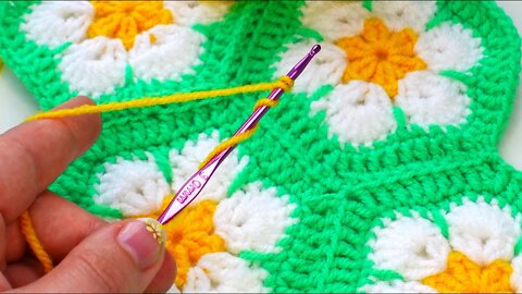 Amazing how to crochet african daisy flower