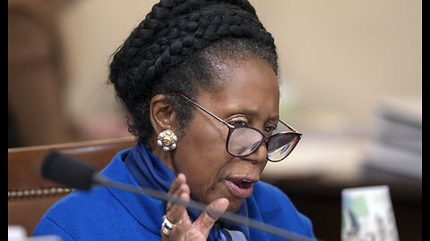 Sheila Jackson Lee Digs Deeper Hole After 'Sun/Moon' Speech As More Clips of Her Foolishness Emerge