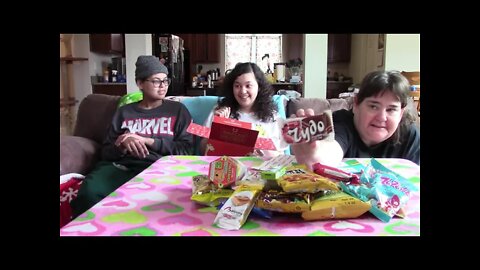 Munchpak Family Box Unboxing April 2022 🍪