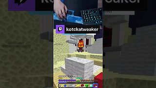 oloquinho meu | kotckatweaker em #Twitch