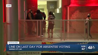 Long lines fill Union Station for absentee voting on Monday