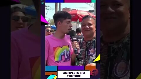 Quando vc é tímido e ñ sabe desenrolar a conversa 😂😂!! #humor #rockinrio2022 #shorts #paradalgbt