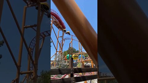 Fun in sun ☀️ with Fēnix at Knotts Berry Farm…