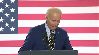 Joe Biden Opens Speech In South Carolina By Struggling To Figure Out How His Podium Works