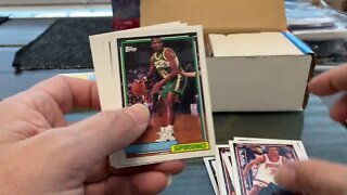 1992-93 Topps basketball factory set box break