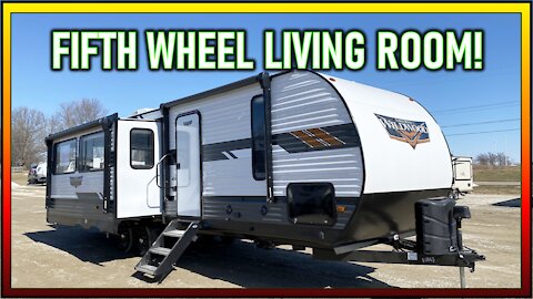 Fifth Wheel Space on a Budget!! 2021 Wildwood 27RE