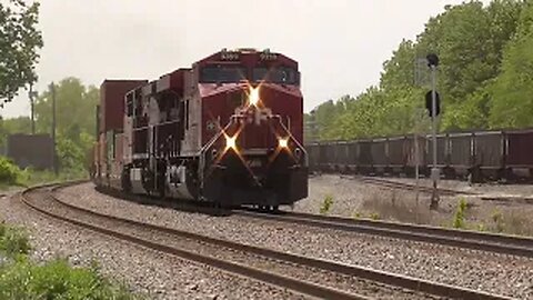 NS and CPKC Train Meet from Berea, Ohio May 27, 2023