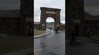 TB4WD at the Roosevelt Arch Yellowstone