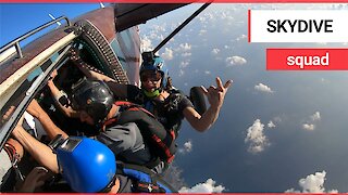 Fearless skydiving daredevils put your dance floor moves to shame!