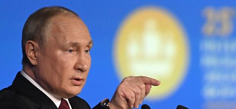 Vlagyimir Putyin teljes szentpétervári beszéde a nemzetközi gazdasági fórumon