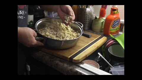 The Chinese Bread Lamb Stew (bread part) 羊肉泡馍 （制作馍馍）