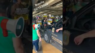 Brasília - 02/12/2022 - Se precisar a gente acampa, mas ... Não sobe a rampa!