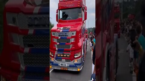 stunning Bull Nose T Cabs With Open Pipes Leaving Truck Event #scania #v8