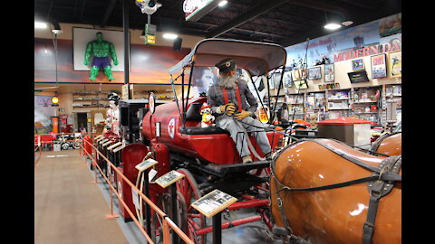 Slideshow Russell's Truck Stop Museum Part 2