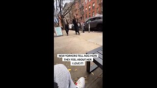 New Yorker Verbally Trashes AOC To Her Face!