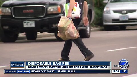 Fee for single-use plastic and paper bags passes first vote in Denver City Council