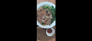 I cooked this myself - Noodle soup with dried bamboo shoot and chicken