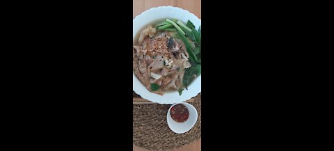 I cooked this myself - Noodle soup with dried bamboo shoot and chicken