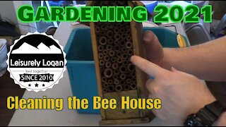 Cleaning the BAMBECO Bee House